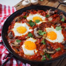 Mushroom Shakshuka ​​​​​​(Baked eggs in rich tomato sauce)