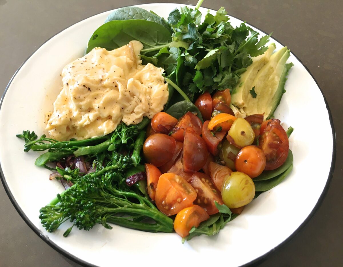 Healthy Breakfast Bowl - Healthy Recipes by Lyndi Cohen
