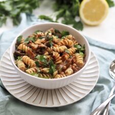 One Pot Mushroom Stroganoff Pasta